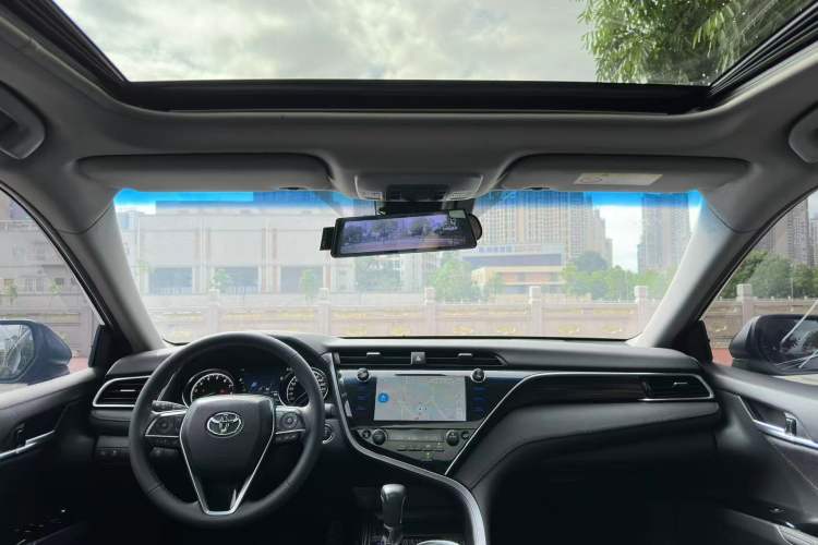 Used Toyota Camry 2019 Revised Version 2.0G Luxury Edition