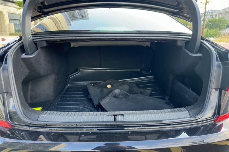 Used Volkswagen Passat 2020 330TSI Elite Edition China VI
