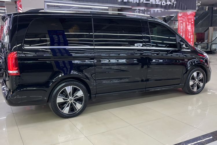 Used Mercedes-Benz V-Class 2021 V 260 Prestige Edition
