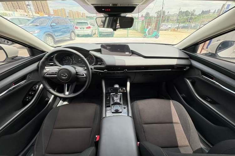 Used Mazda Mazda 3 Axela 2023 2.0L Automatic ZhiXuan Edition
