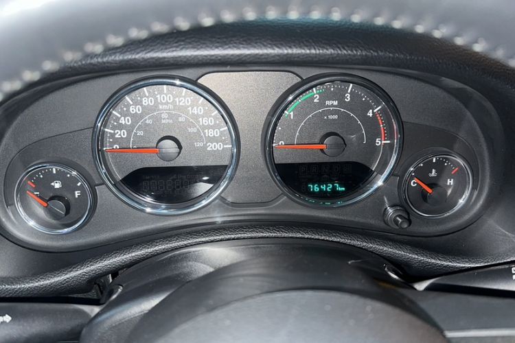 Used  Wrangler 2015 2.8TD Sahara Four-Door Comfort Edition
