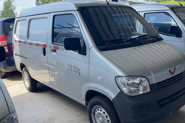 Used Wuling Zhiguang 2023 1.5L Utility Version with Enclosed Windows 2 Seats
