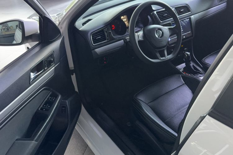 Used Volkswagen Lavida 2017 1.6L Automatic Fashion Edition
