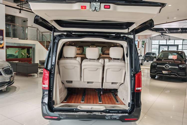 Used Mercedes-Benz V-Class 2020 V 260 L Long-wheelbase Luxury Edition
