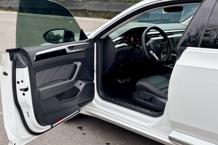 Used Volkswagen FAW-Volkswagen CC 2021 380TSI Striking Edition
