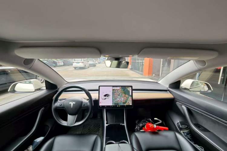 Used Tesla Model 3 2019 Long-Range Rear-Wheel-Drive Version
