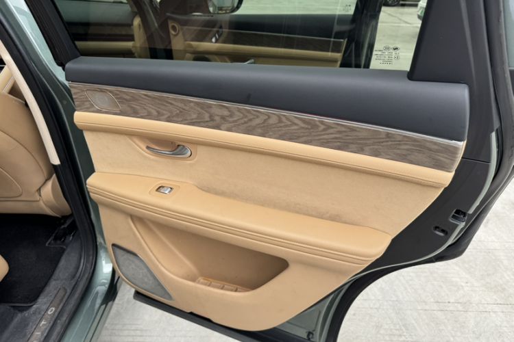 Used Hima AITO M7 2022 1.5T Four-Wheel Drive Flagship Edition
