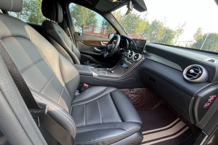 Used Mercedes-Benz GLC 2020 Facelift GLC 260 L 4MATIC Luxury Edition
