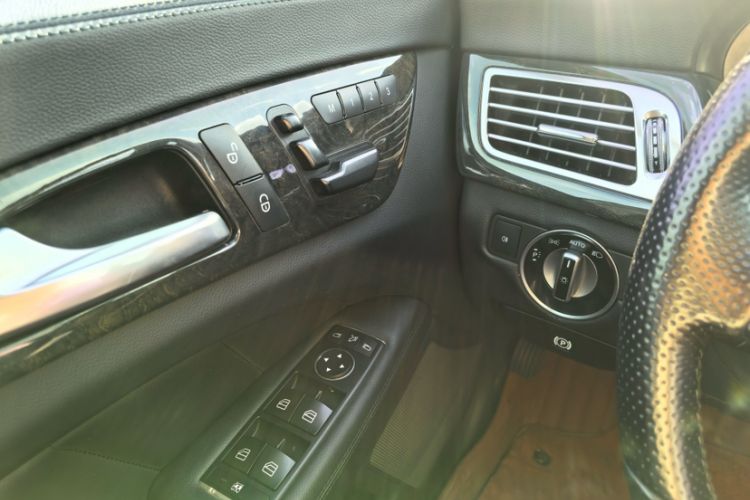 Used Mercedes-Benz CLS 2012 CLS 300 CGI