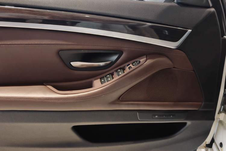 Used BMW 5 Series 2014 525Li Luxury Design Package