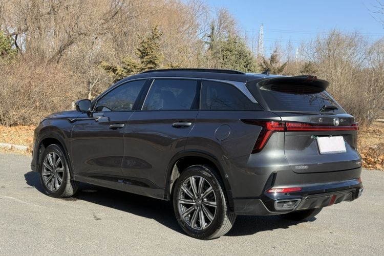 Used Changan CS75 PLUS 2023 3rd Generation 1.5T Automatic Prestige Model
