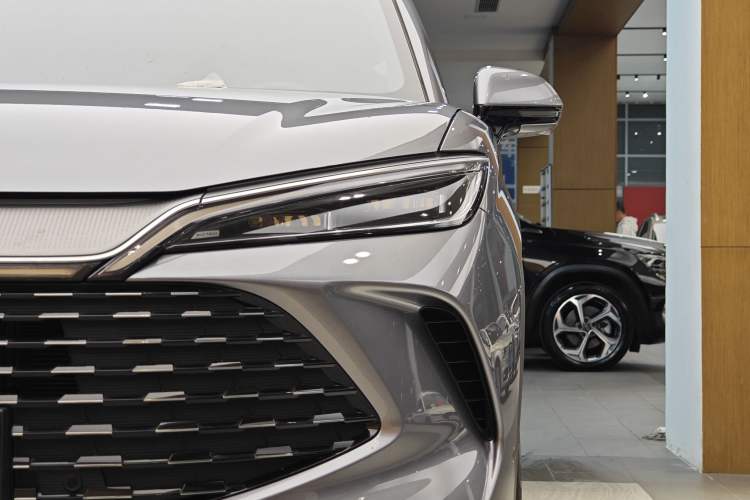 Used BYD Song L DM-i 2025 Intelligent Driving Version 160 km Beyond-Range Type