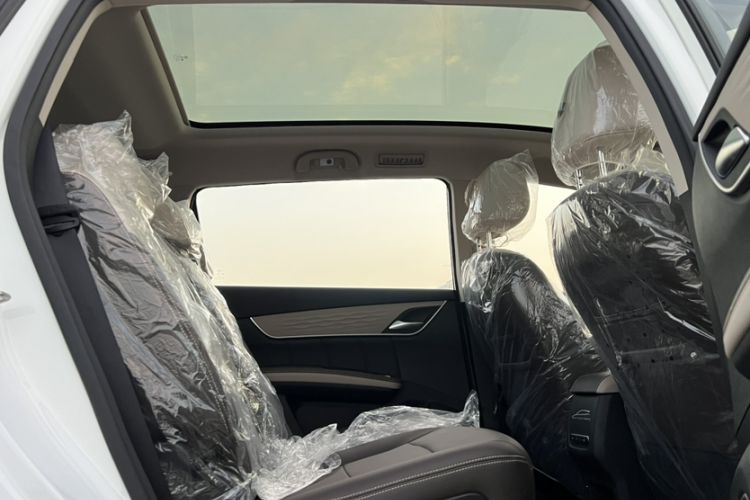 Used BYD Song MAX New Energy 2022 DM-i 105KM Flagship Model
