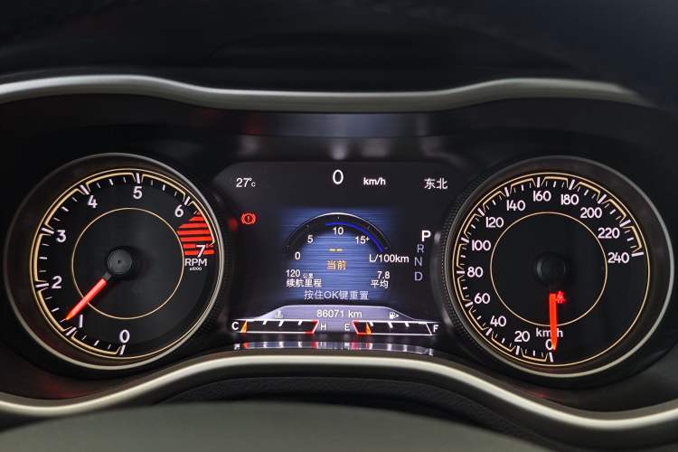 Used  Cherokee 2017 2.4L Excellence Edition