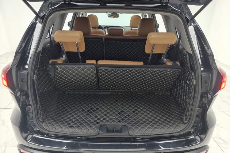 Used Toyota Highlander 2018 2.0T Four-Wheel Drive Knight Edition 7 Seats China VI Standard
