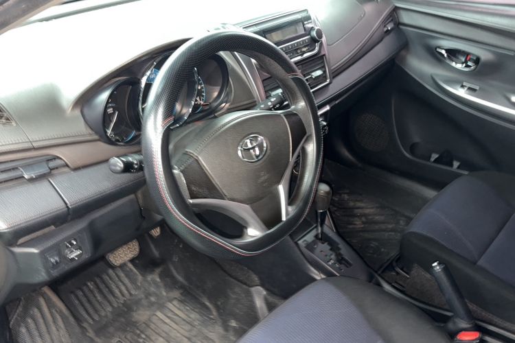 Used Toyota YARiS L 2015 1.5E Automatic Charm Edition
