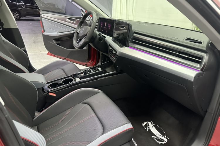 Used Volkswagen Lamando 2023 Lavida L 280TSI DSG Cool & Spicy Edition
