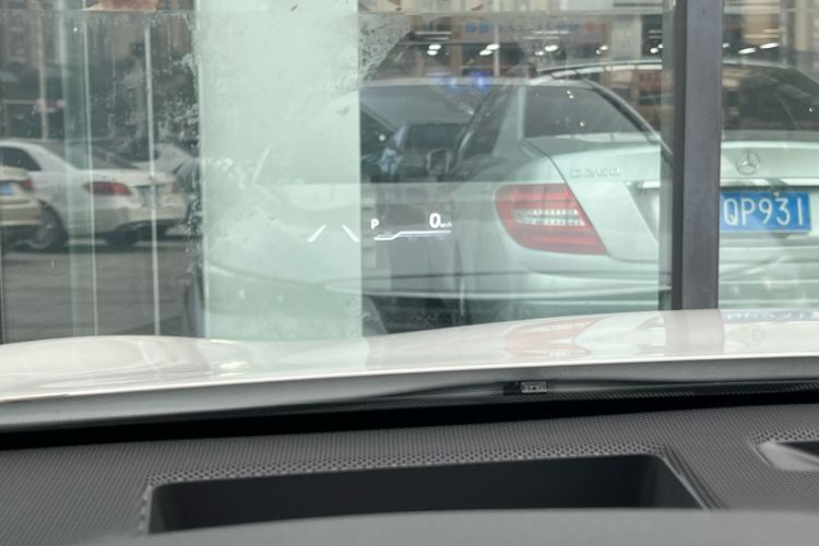 Used Toyota Avalon 2019 Dual-Engine 2.5L Luxury Edition China VI Standard