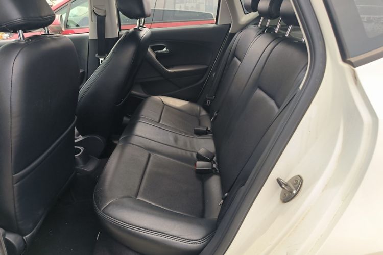 Used Volkswagen Polo 2016 1.4L Manual Fashion Model
