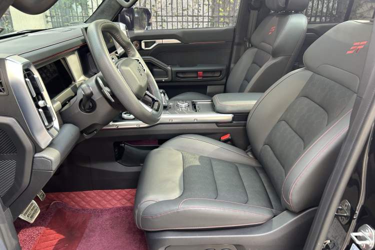 Used Jetour Traveler 2023 2.0T All-Wheel Drive Conquer PRO
