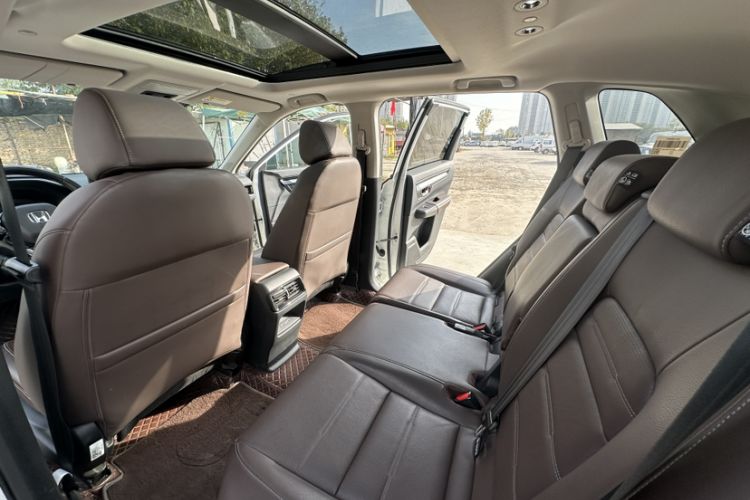 Used Honda CR-V 2023 240TURBO Two-Wheel Drive Deluxe Edition 7 Seats
