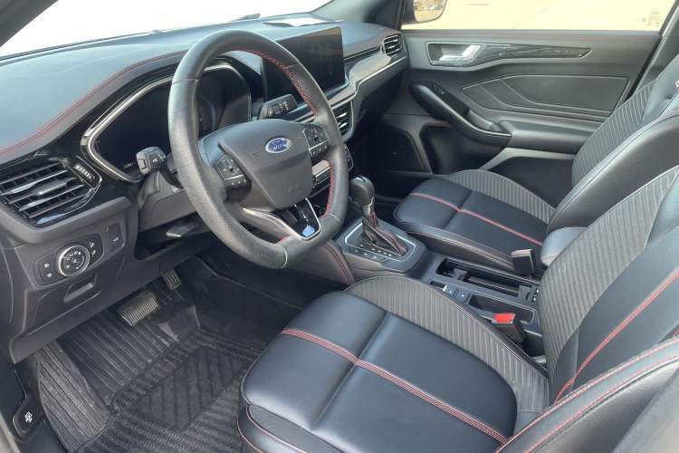 Used Ford Focus 2022 Sedan EcoBoost 180 Automatic ST Line
