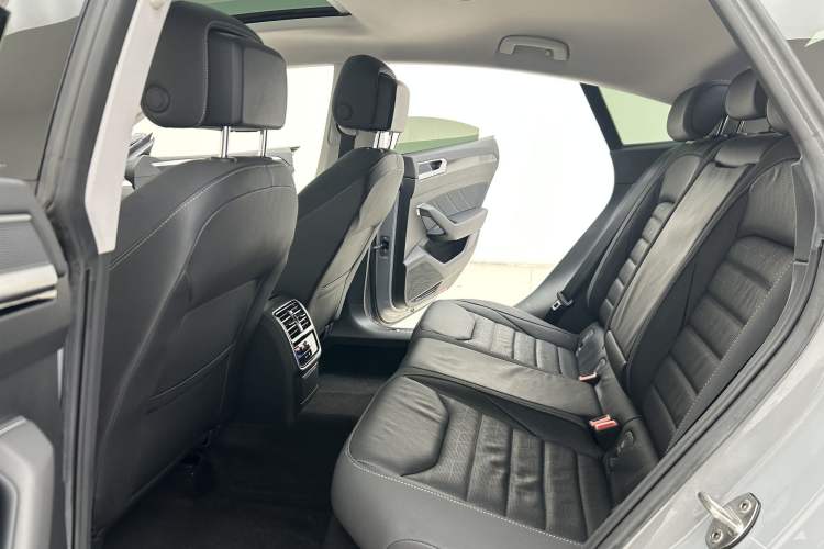 Used Volkswagen FAW-Volkswagen CC 2021 380TSI Striking Edition
