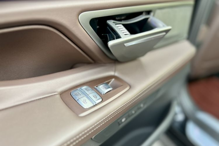 Used BMW 7 Series 2021 730Li Luxury Package