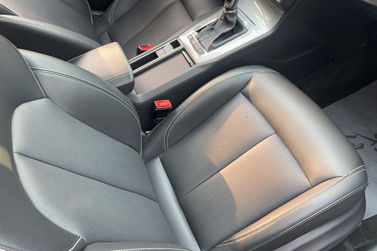 Used Roewe RX5 2016 20T Two-Wheel Drive Automatic Flagship Edition
