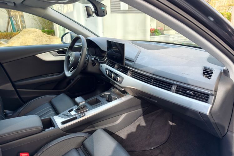 Used Audi A4L 2023 40 TFSI Fashion Dynamic Model
