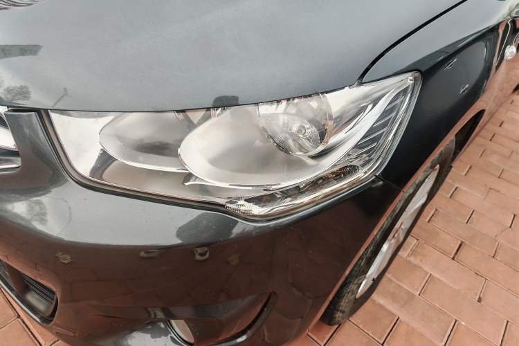 Used Citroen Elysee 2015 Zhishang Edition 1.6L Manual Fashion Model
