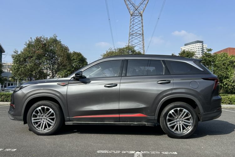 Used Changan CS75 PLUS 2022 1.5T Automatic Prestige Model
