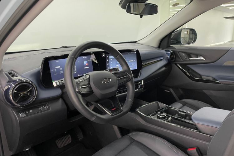 Used Chevrolet Equinox Plus 2024 102km RS Ultimate Edition