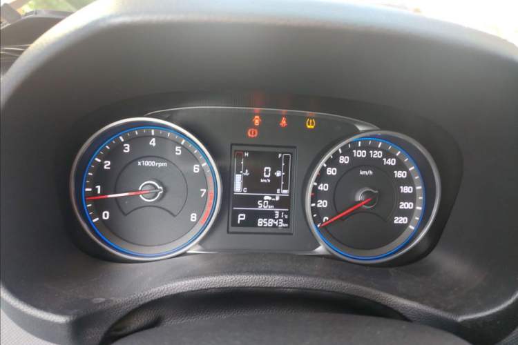 Used Hyundai ix25 2017 1.6L Automatic Smart Version
