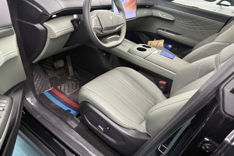 Used  S07 2024 215Pro Extended-Range Version
