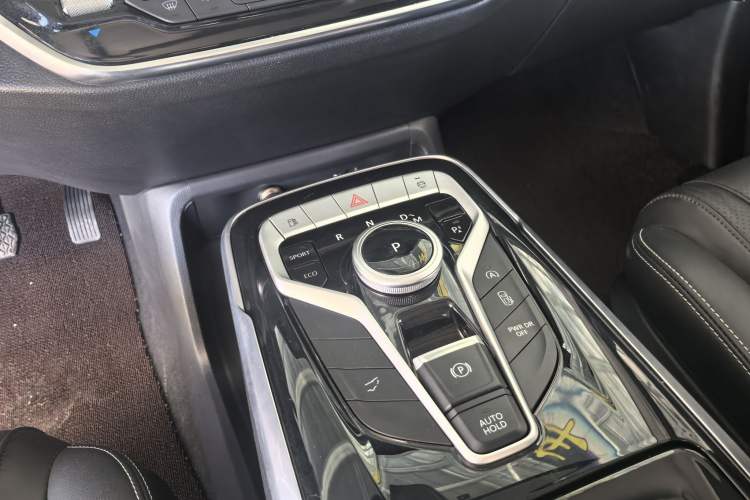 Used SAIC MAXUS G20 2020 2.0T Gasoline Automatic Executive Edition
