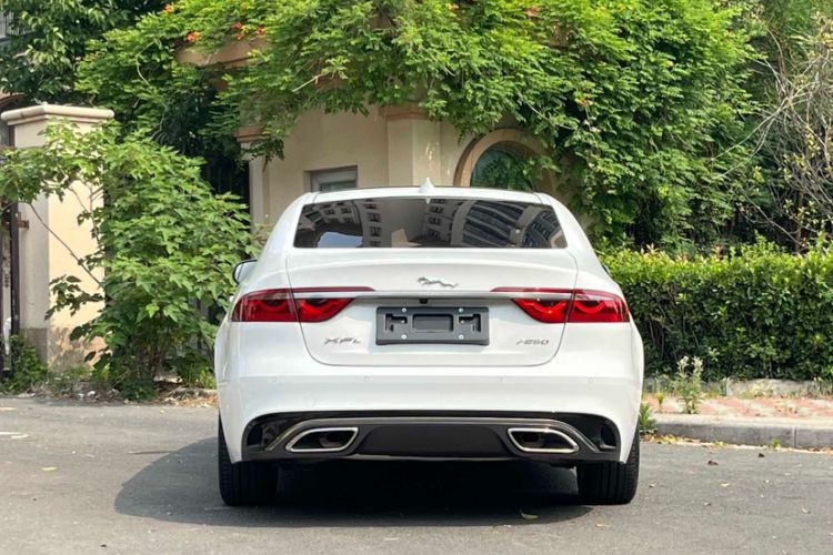 Used Jaguar XFL 2022 XFL 2.0T P250 Two-Wheel-Drive Elite Sport Edition

