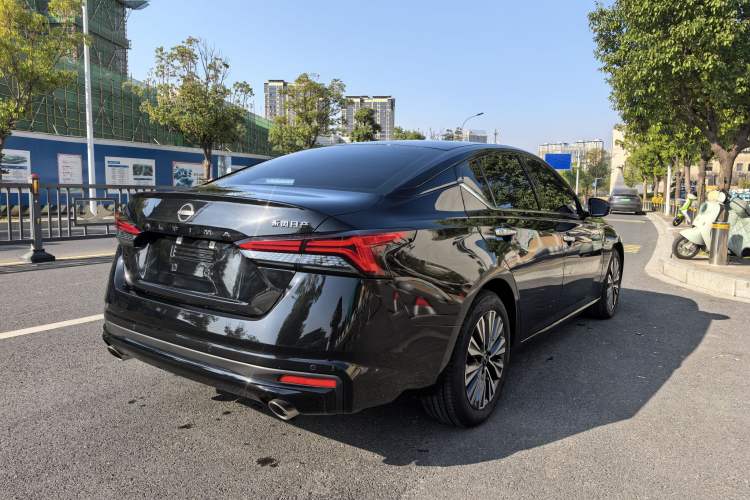 Used Nissan Teana 2024 2.0L XE Genuine Edition