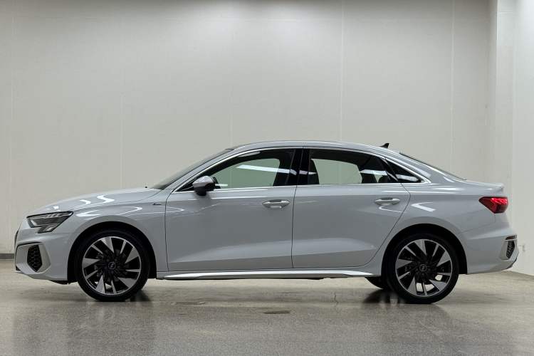 Used Audi A3 2024 A3L Limousine 35 TFSI Fashion Sport Model
