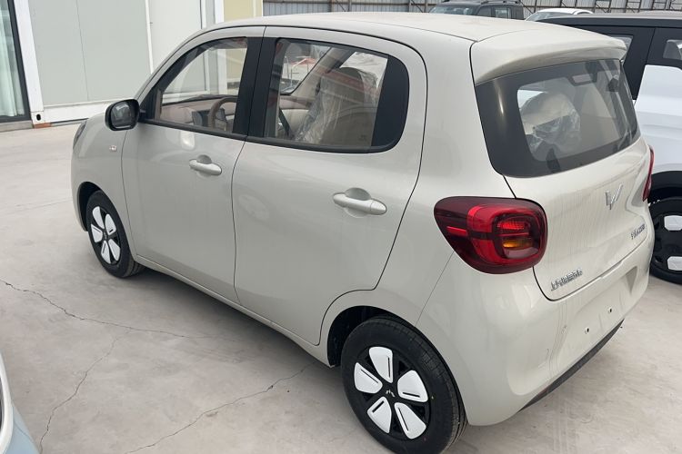 Used Wuling Hongguang MINIEV 2025 Four-Door Version Advanced Edition
