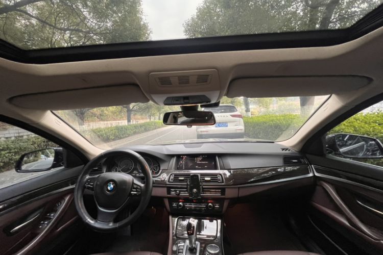 Used BMW 5 Series 2014 525Li Luxury Design Package
