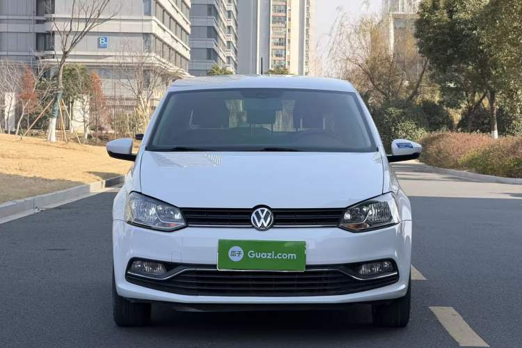 Used Volkswagen Polo 2014 1.6L Automatic Comfort Edition
