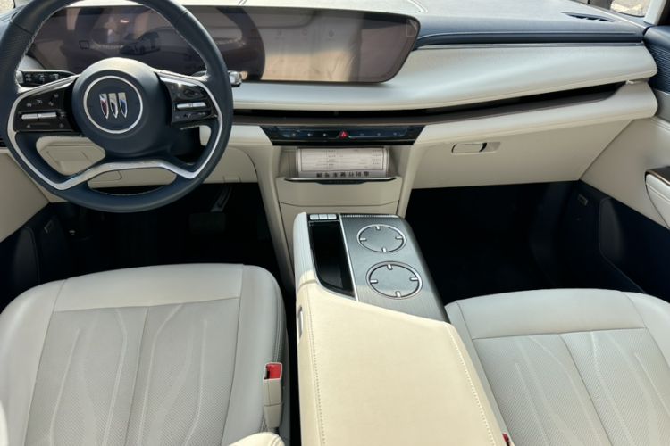 Used Buick GL8 New Energy 2024 Lu Zun Luxury Edition 7-Seater
