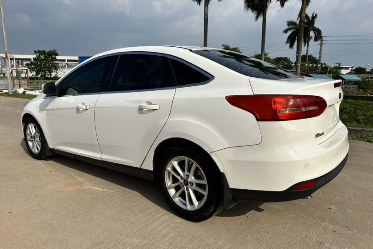 Used Ford Focus 2015 Sedan EcoBoost 125 Automatic Supreme Style Edition
