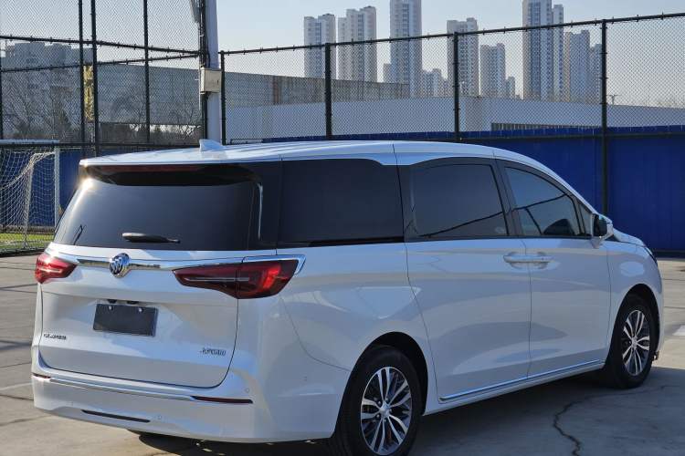 Used Buick GL8 2023 ES Lu Zun Deluxe and Yue Edition