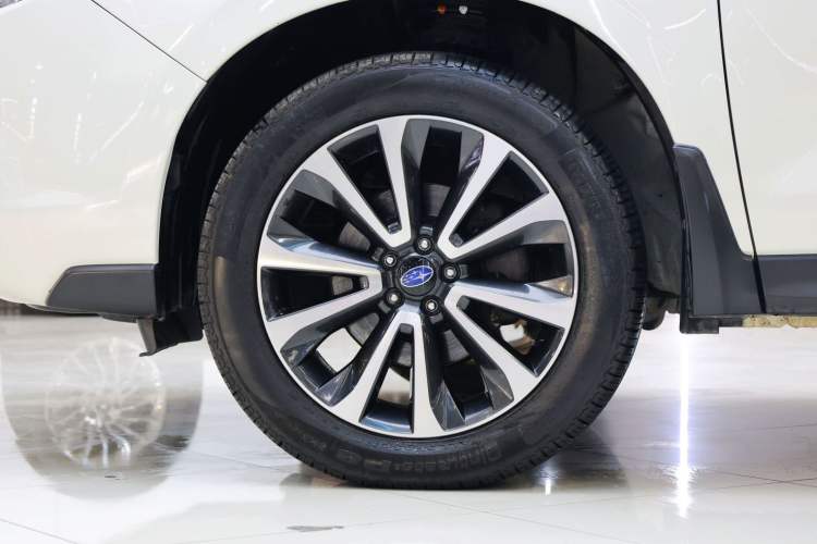 Used Subaru Forester 2018 2.5i Luxury Navigation Edition with EyeSight
