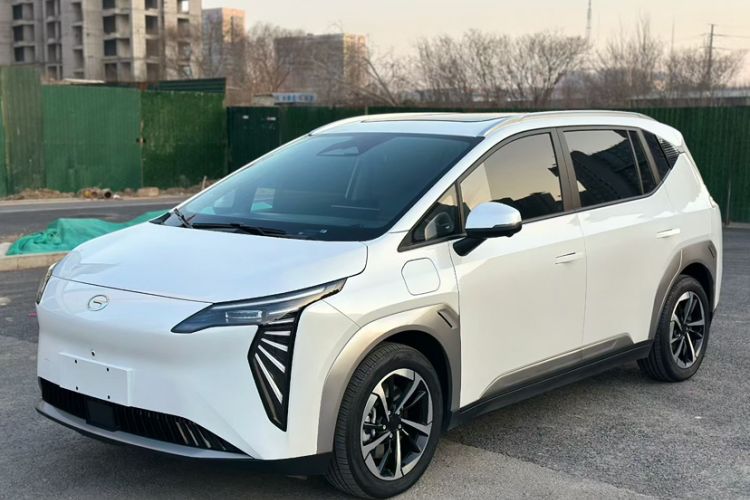 Used AION Y 2024 Younger Star Edition