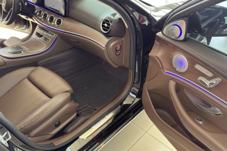 Used Mercedes-Benz E-Class 2022 Second Facelift E 300 L Fashion Edition