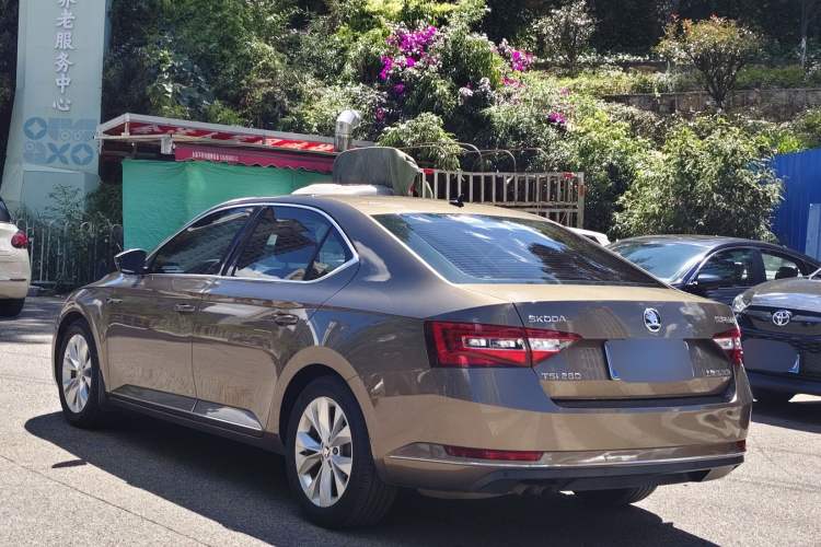 Used Skoda Superb 2016 TSI280 DSG Innovation Edition
