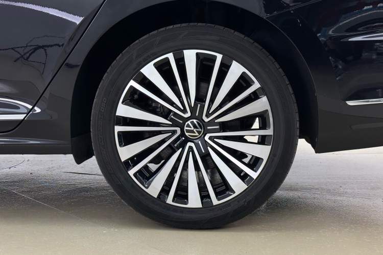 Used Volkswagen Passat 2021 330TSI Luxury Edition